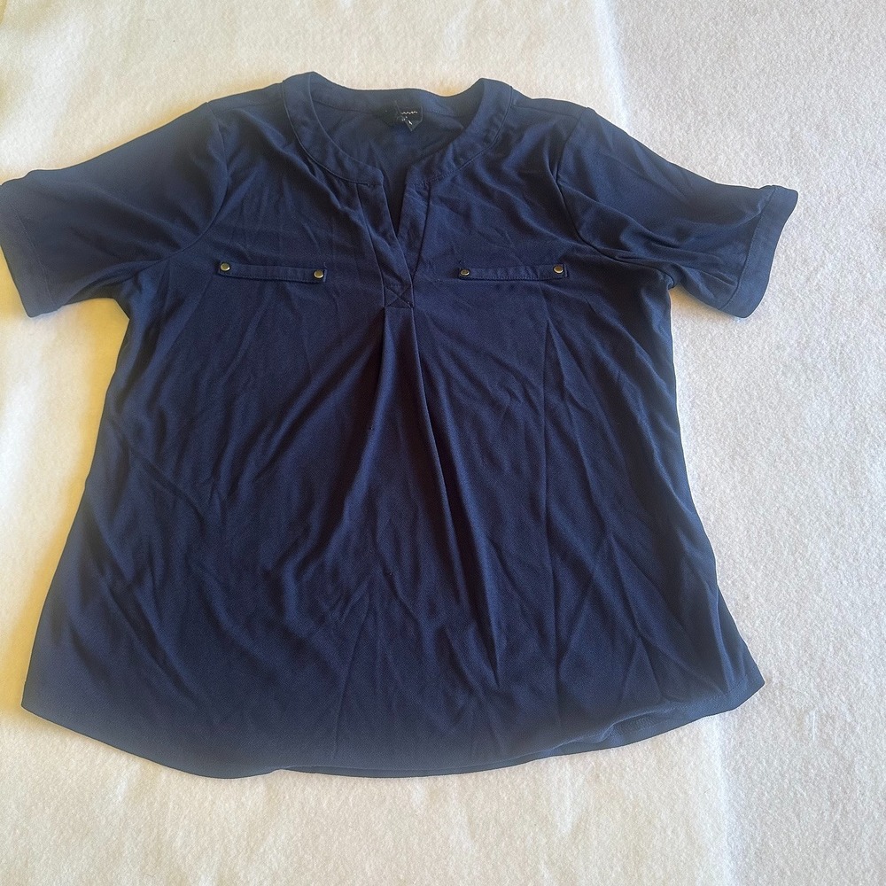 Flower Feather Womens Top Medium M Navy Blue Split Neck Short Sleeve Blouse Work
